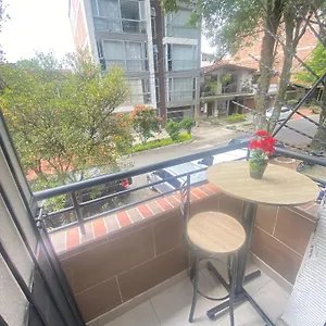 22 3 Con Balcon En Laureles Estadio Apartamento